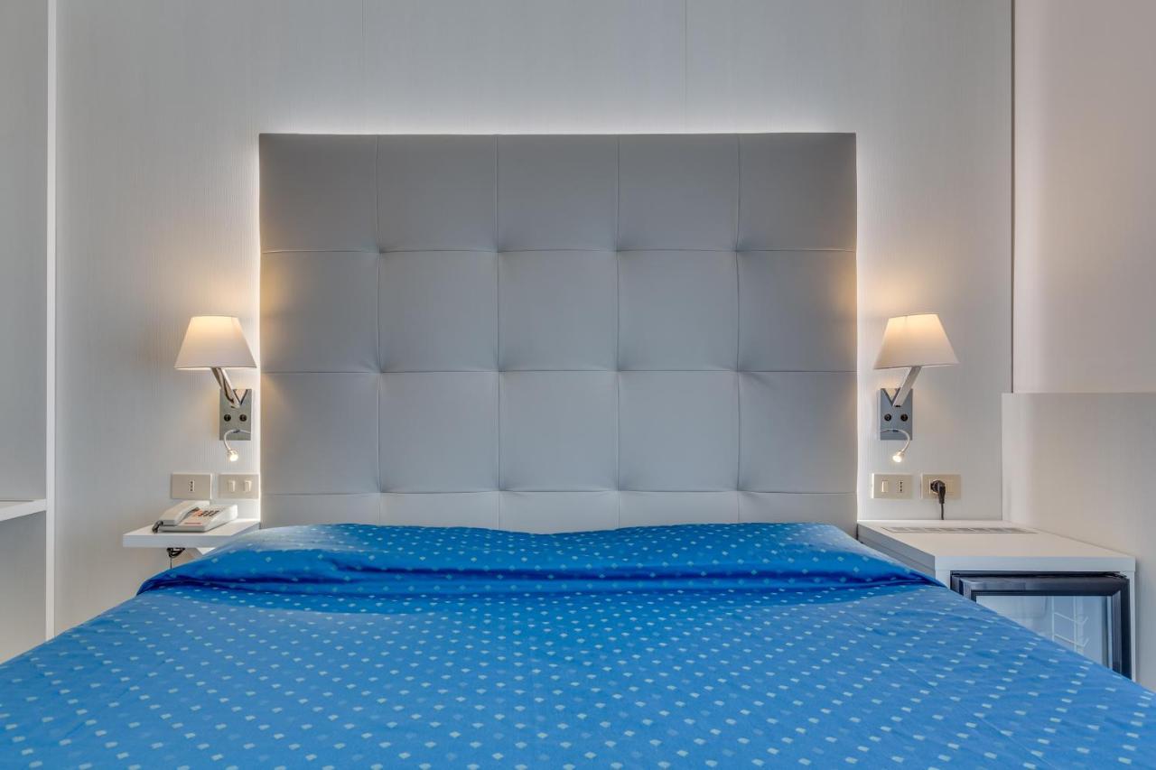 Hotel Garni' Serena Caorle Bagian luar foto