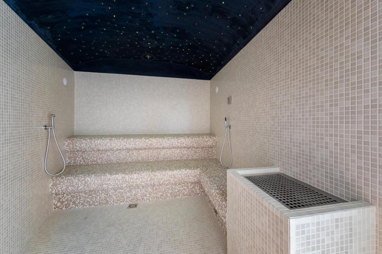 Hotel Garni' Serena Caorle Bagian luar foto