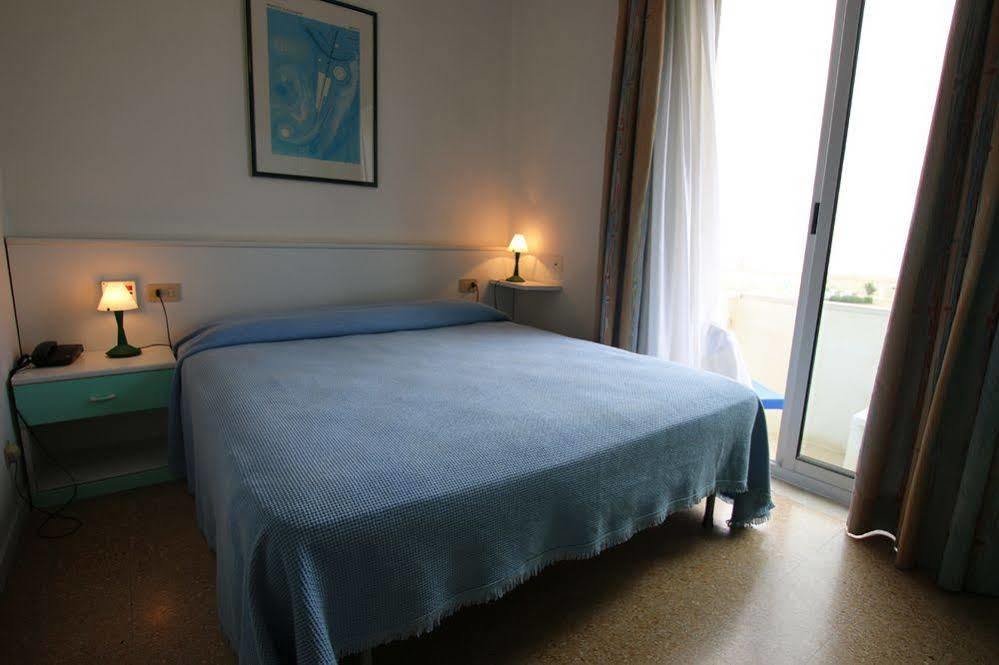 Hotel Garni' Serena Caorle Bagian luar foto